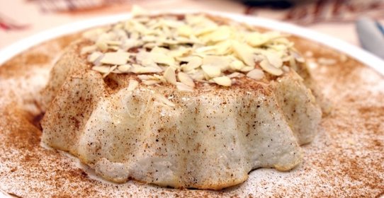 Пудинг «Молотофф» с миндалём