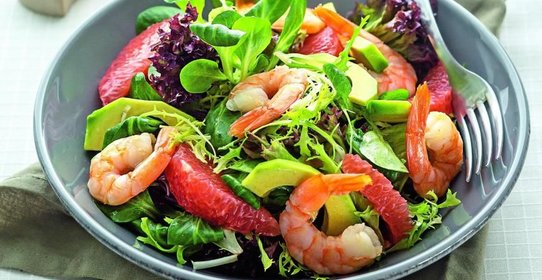 Салат с креветками, грейпфрутом и авокадо