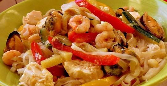 Фунчоза с морепродуктами