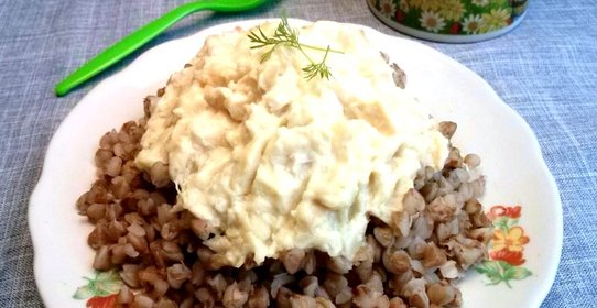 Курица в белом соусе