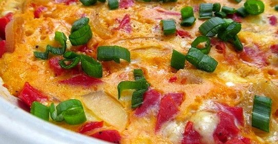 Омлет с брынзой и помидорами