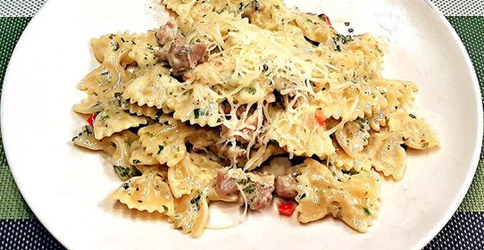 Фарфалле с бараниной