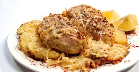 Куриные грудки в сливках под сыром