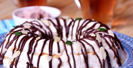 Торт из крекера и сметаны