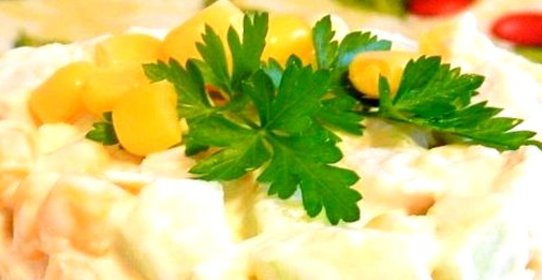 Быстрый салат с куриной грудкой