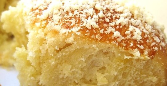 Булочка с посыпкой