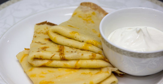 Банановые булочки с кунжутом