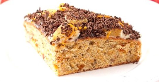 Морковный торт с курагой и апельсинами