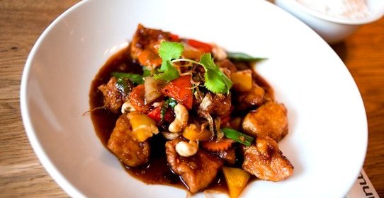 Курица «Кунг-пао» с шиитаке