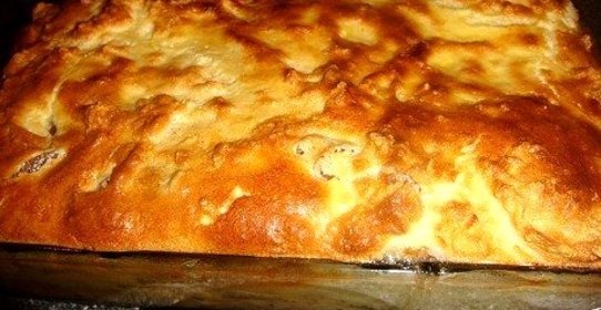 Пирог из яблок со сметаной