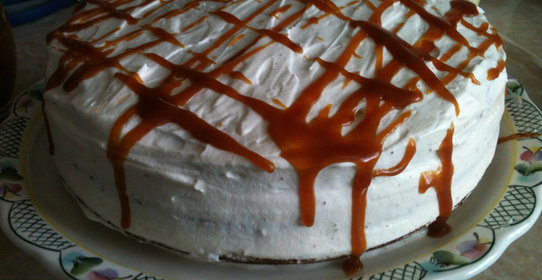 Сливочно-карамельный торт