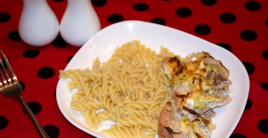 Курица отбивная с овощами