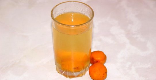 Компот из абрикосов