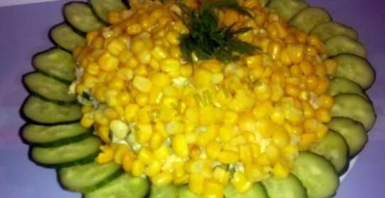 Салат с мясом криля и огурцами