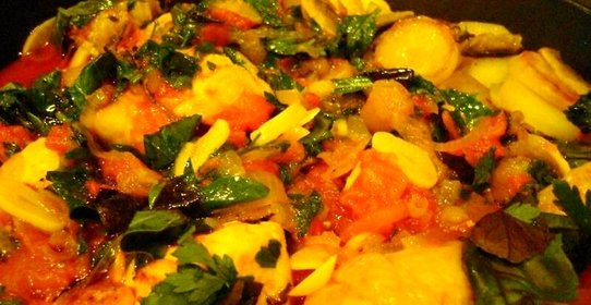 Курица, жареная с грибами