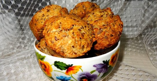 Овсяные булочки с семенами льна