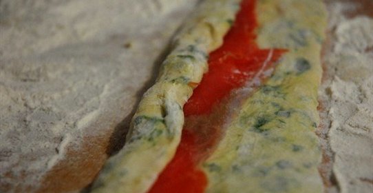 Картофельные клецки со шпинатом и форелью