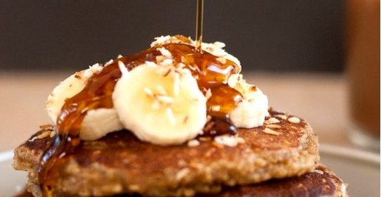 Вкусные оладушки на кефире пышные