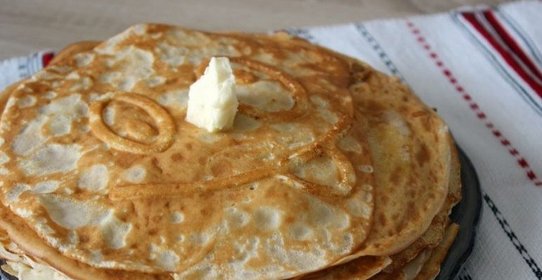 Тонкие блины на кислом молоке