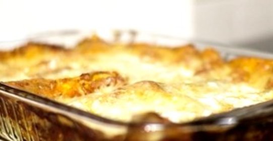 Лазанья из пельменей