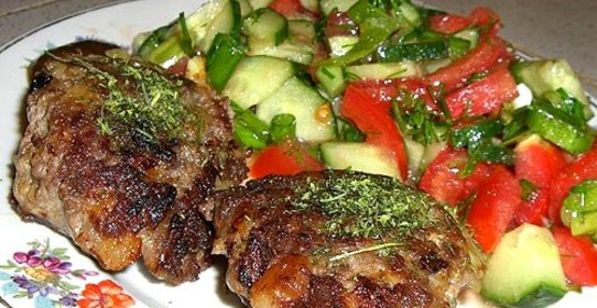 Вкусные мясные котлеты