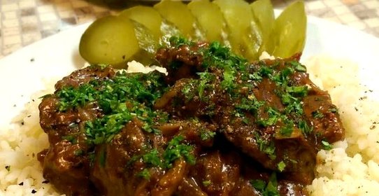 Куриная печень в красном вине