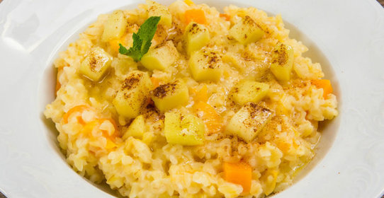 Каша из булгура с тыквой и яблоками