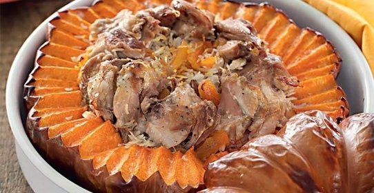 Курица запеченная в тыкве