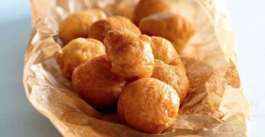 Пончики в медовом сиропе