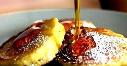 Яблочные оладьи с ванилью