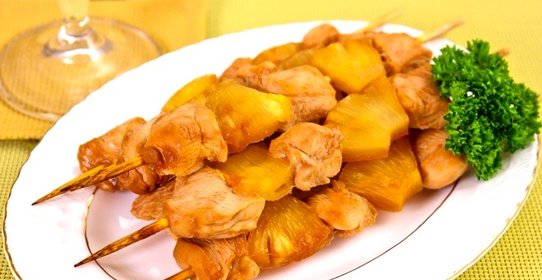 Шашлычки «Домашние» с куриным филе и ананасами