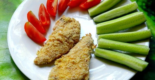 Куриные отбивные с луком и чесноком