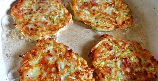 Блинчики из кабачков с курицей
