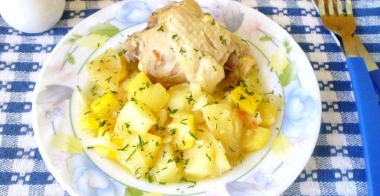 Курица с овощами и кабачками