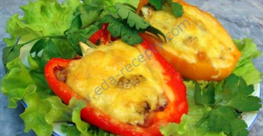 Перец, фаршированный говядиной и брокколи