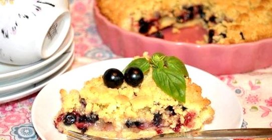 Пирог с ягодной начинкой