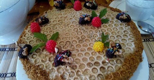 Торт Пчелка