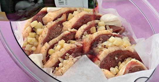 Утиная грудка в сметане