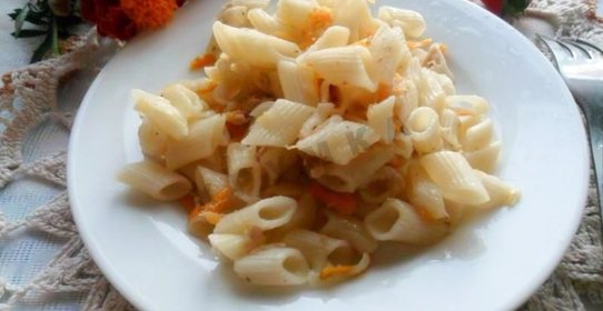 Макароны по-флотски с тушенкой