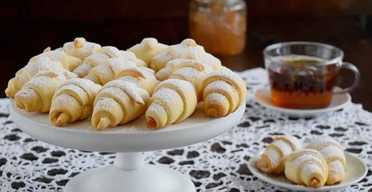 Рогалики с повидлом