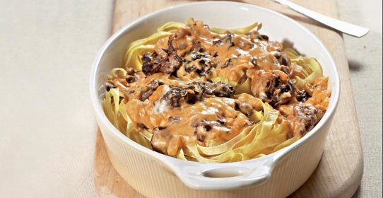 Паста, запеченная со сморчками