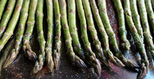 Запеченная спаржа