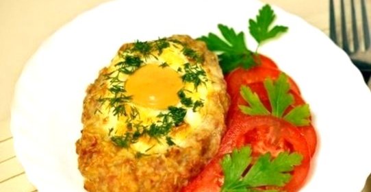 Шницель с яйцом