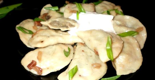 Вареники с грибами и картофелем