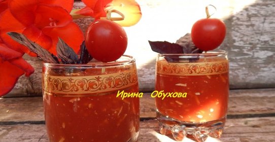 Томатный сок с сыром и чесноком