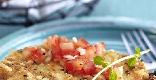 Шницель из свинины с томатами