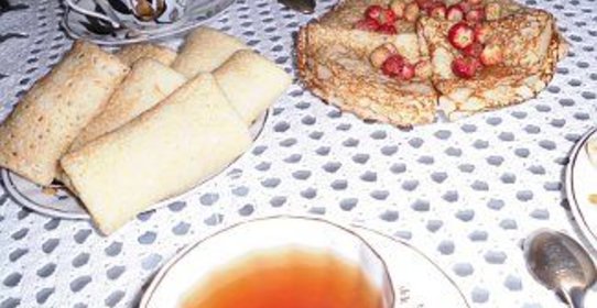 Блинчики с земляникой