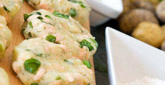 Картофельные оладьи с семгой