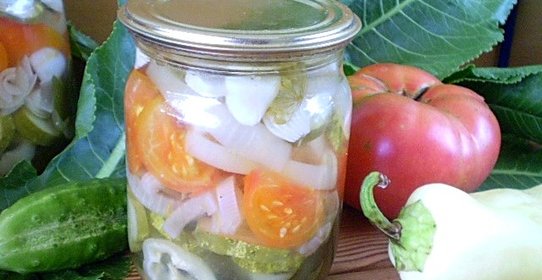 Салат из помидоров и огурцов на зиму