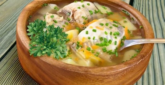 Рыбный суп уха из ершей